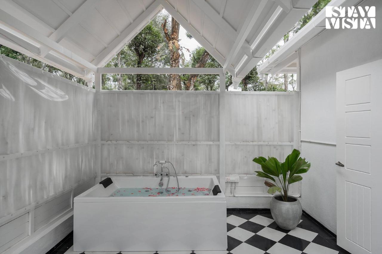 Stayvista At Mudra Manor Coorg Temperature Controlled Pool Villa ماديكيري المظهر الخارجي الصورة