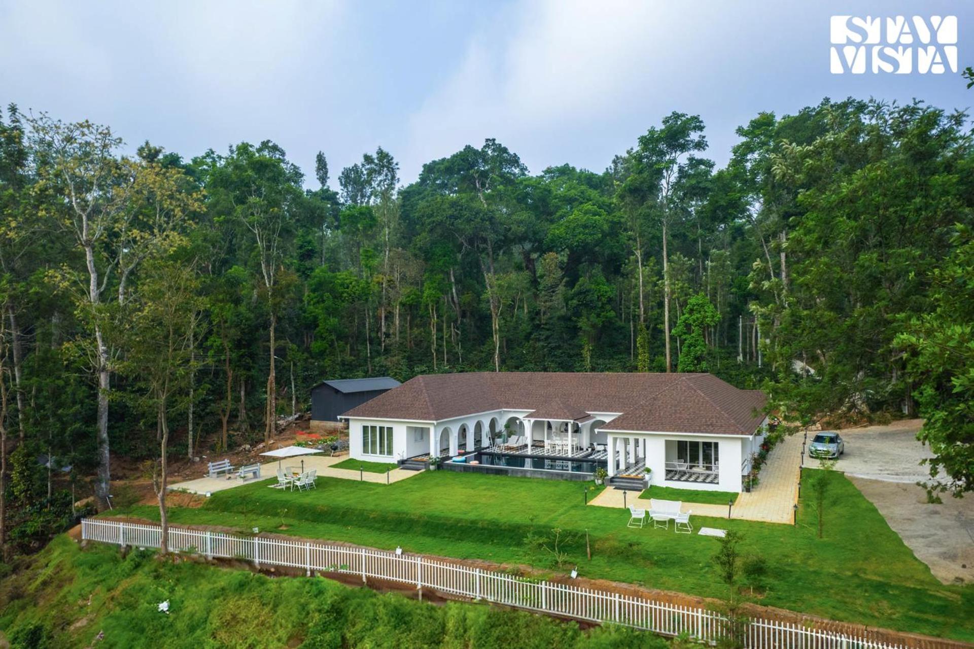Stayvista At Mudra Manor Coorg Temperature Controlled Pool Villa ماديكيري المظهر الخارجي الصورة